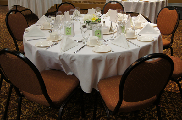 Table without Chair Covers